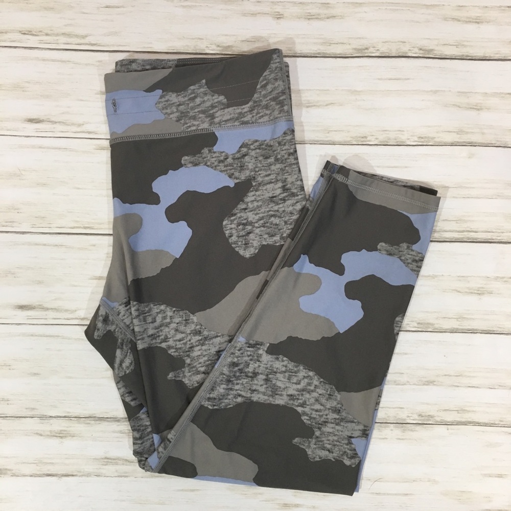 Aerie ankle Camo spandex Leggings light blue